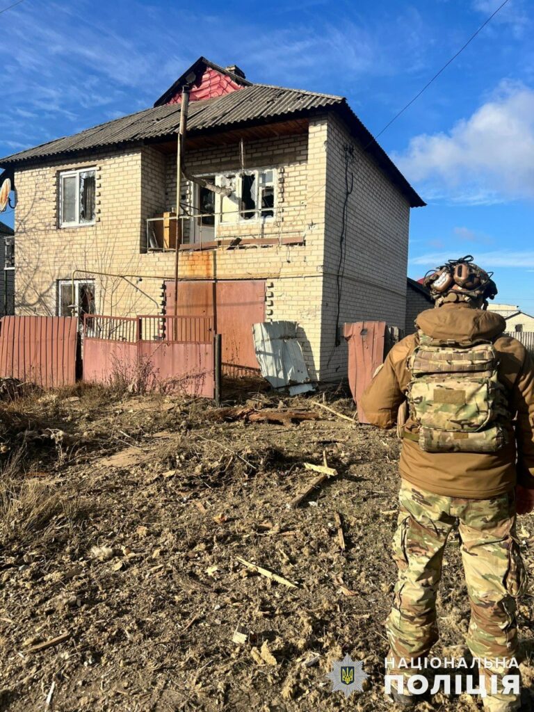 Протягом доби поліція зафіксувала 3737 ворожих ударів по Донеччині