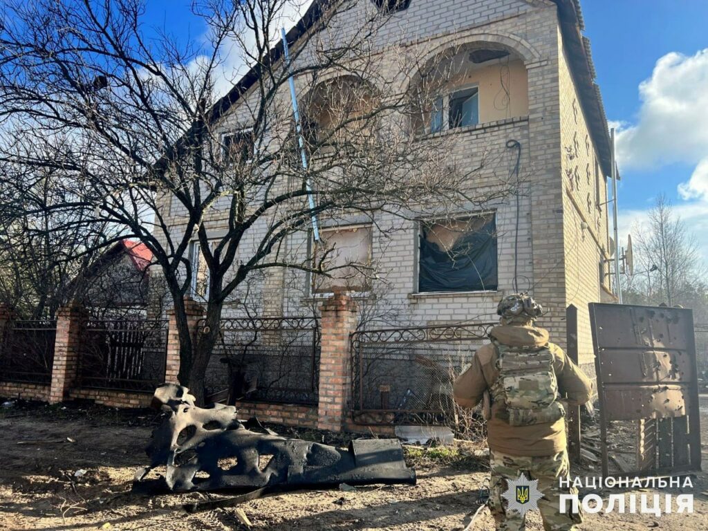 Протягом доби поліція зафіксувала 3737 ворожих ударів по Донеччині