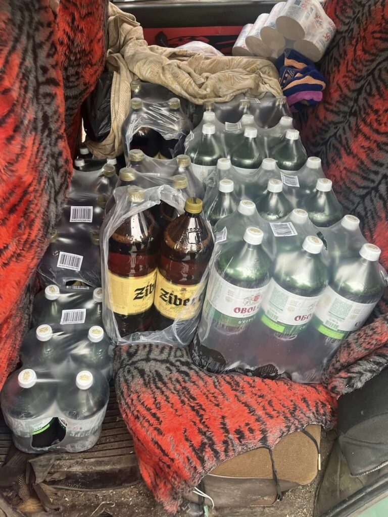 Протягом минулого тижня у Краматорському районі патрульні виявили водіїв, які перевозили алкогольну продукцію