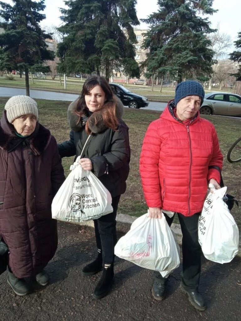 У Дружківці допомогу від World Central Kitchen отримали переселенці з Торецької громади