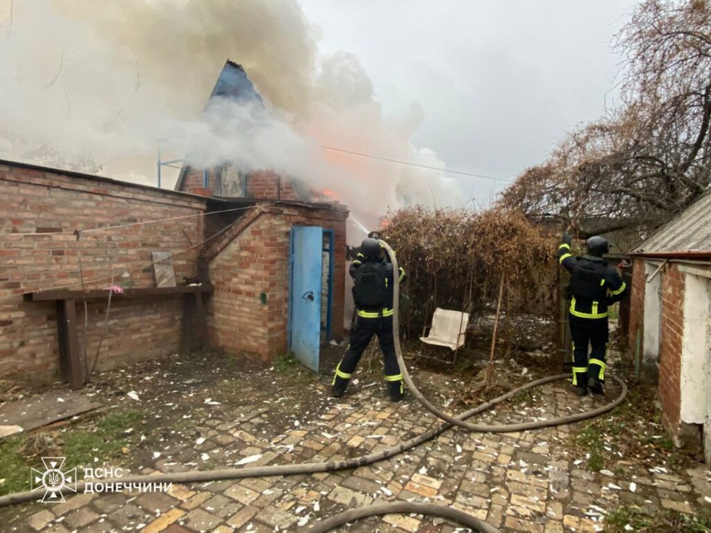 У Костянтинівці надзвичайники ліквідували 2 пожежі