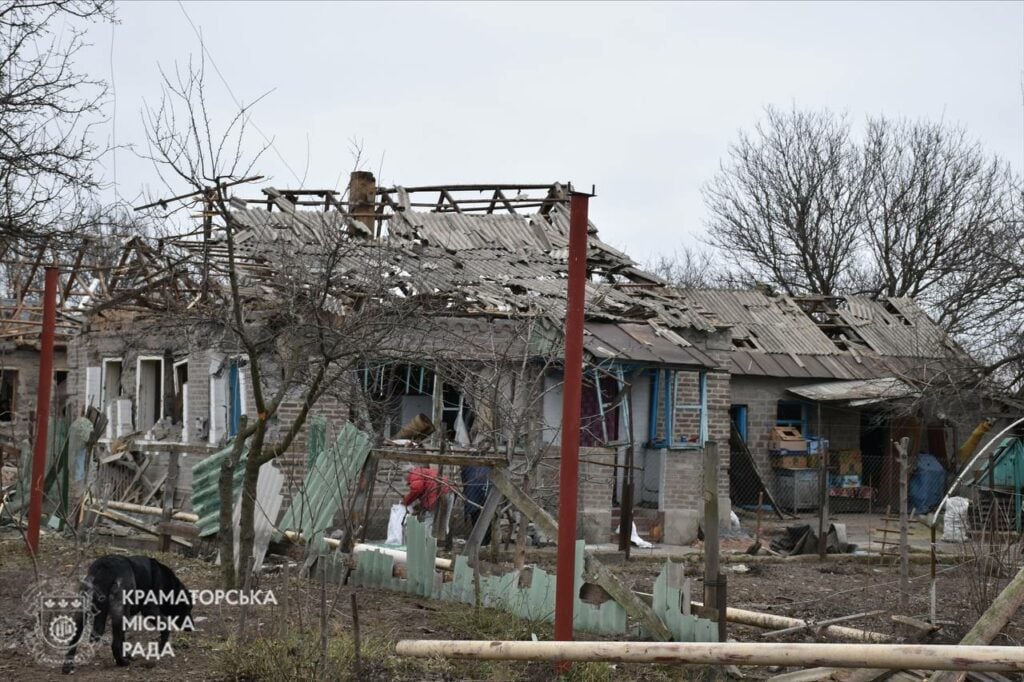 У міськраді Краматорська розповіли про наслідки ворожого обстрілу (фото)