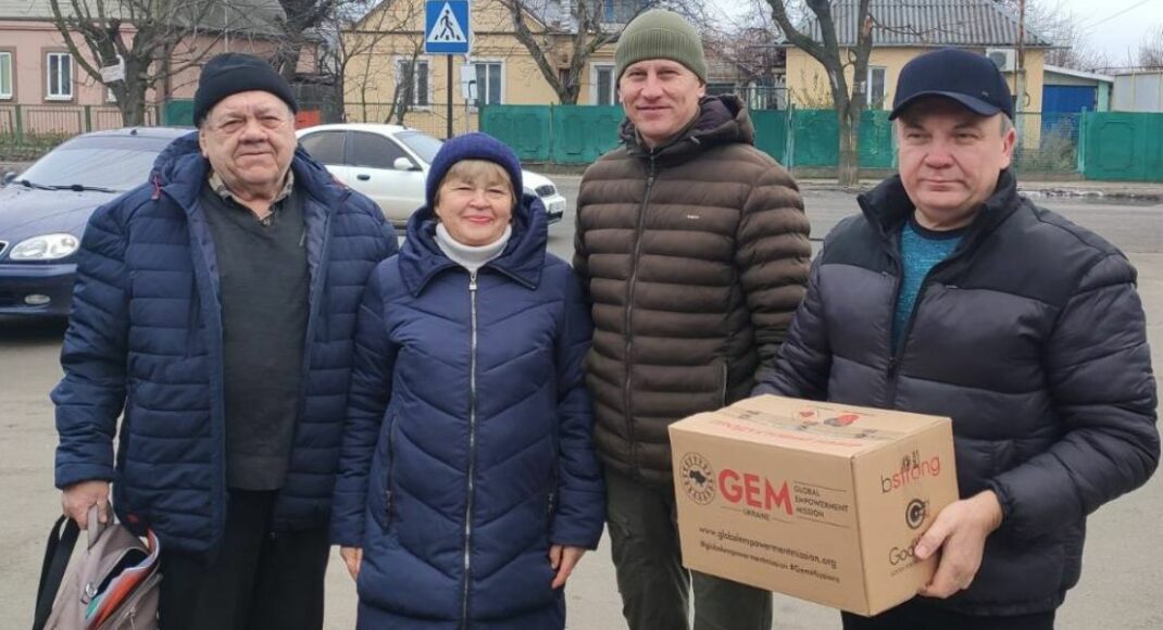 Жителі Очеретинської громади отримали продовольчі набори на Дніпропетровщині (фото)