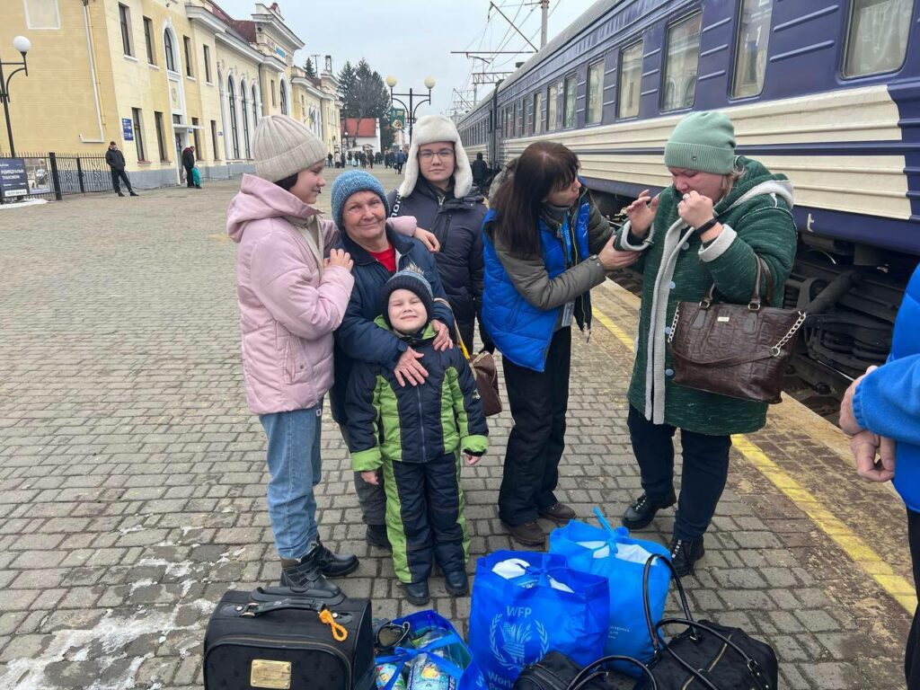 багатодітна сім'я з Дружківки отримала тимчасове житло у Хусті