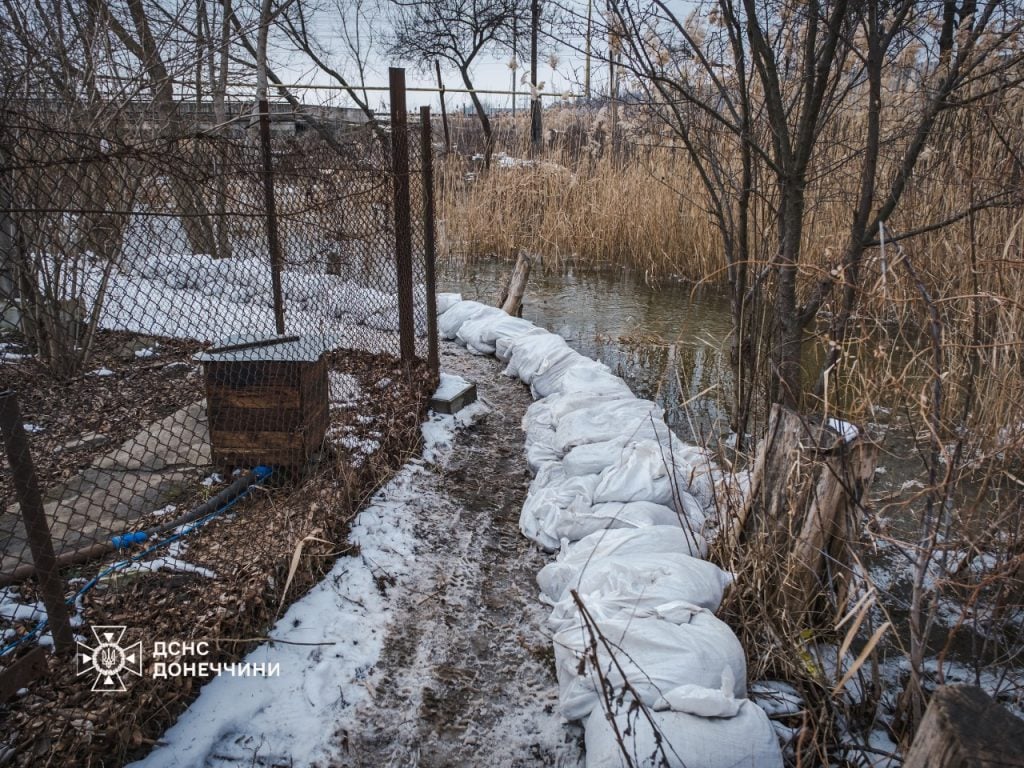 Начал подниматься уровень воды в реке Бычок в Краматорске