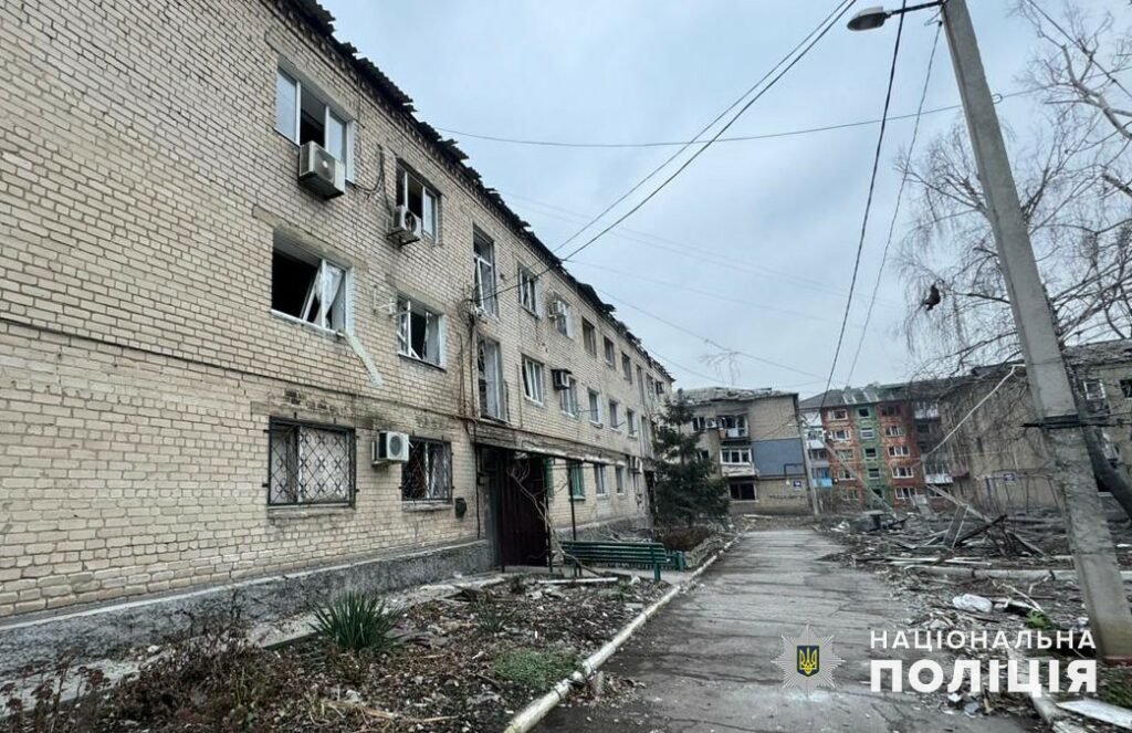 Поліцейські зафіксували 4127 ворожих обстрілів Донеччини за добу