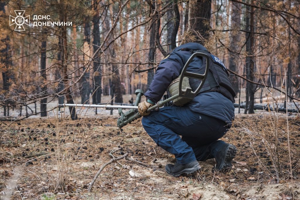 У двох районах Донеччини сапери вилучили понад 25 вибухонебезпечних предметів