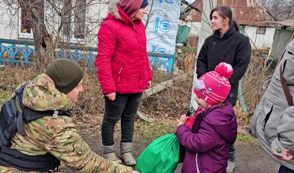 Полиция Донетчины показала, как живут люди и работают правоохранители на Лиманщине (видео)