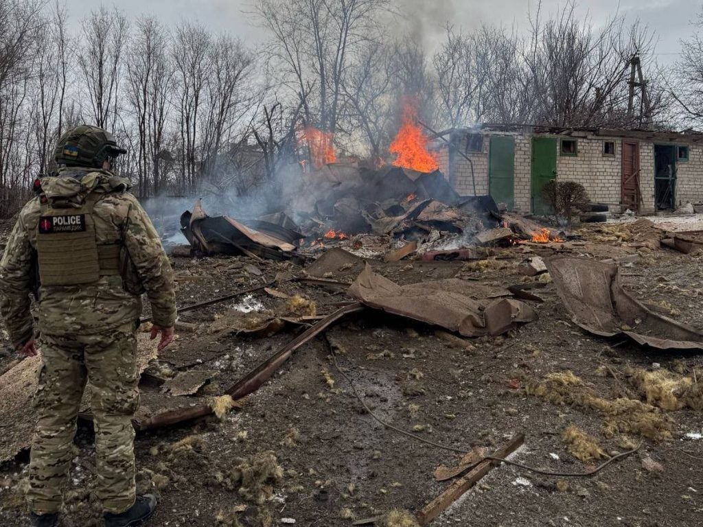 В течение суток россияне 41 раз обстреляли населенные пункты Донбасса