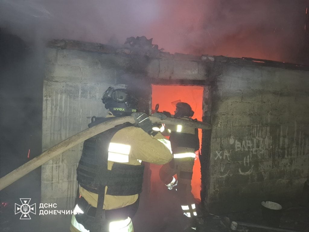 У Дружківці на Донеччині палала господарча споруда