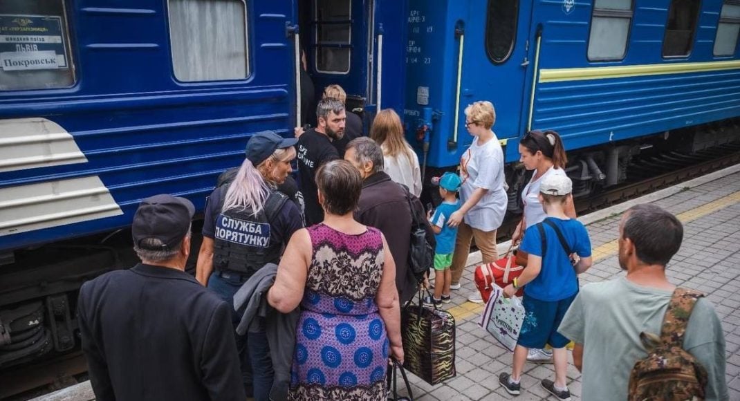 У Покровській МВА розповіли про евакуацію жителів Донеччини по Україні (фото)