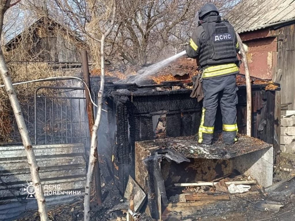 В Славянске, Святогоровке и Дружковке пылали домохозяйства