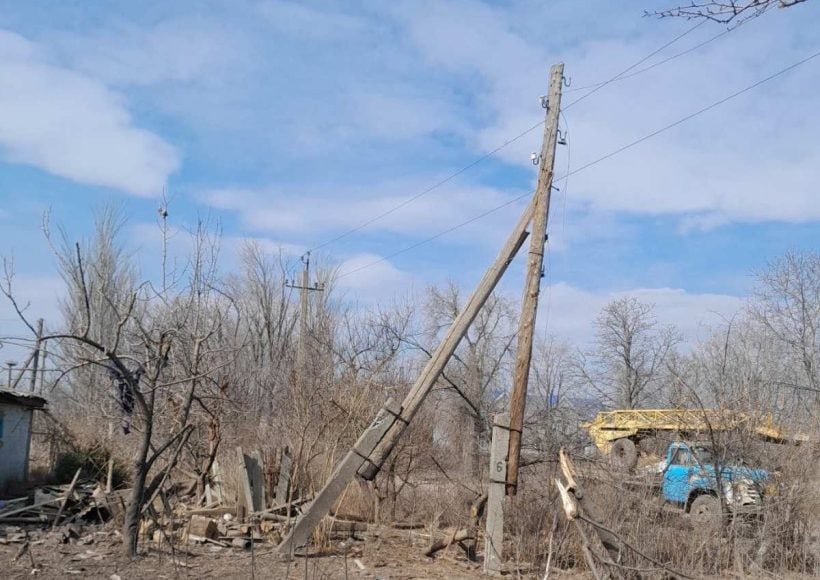 На Донеччині вдалося повернути електрику в домівки понад 37 тис. родин