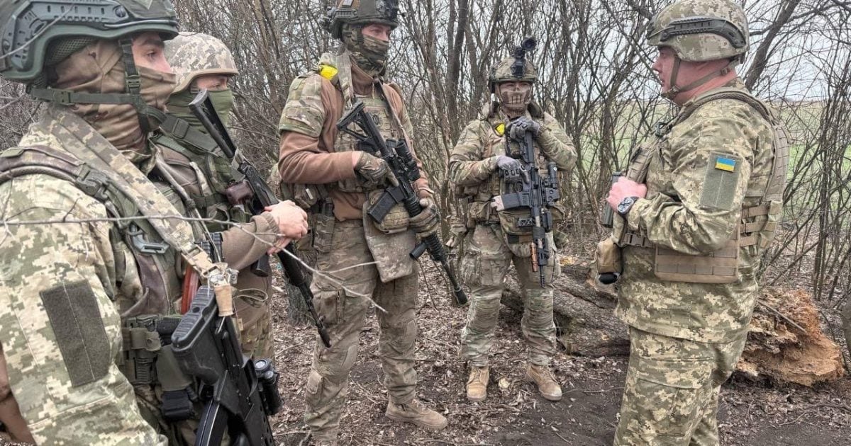 Наєв повідомив про відвід українських військ на одній з ділянок фронту на Донеччині