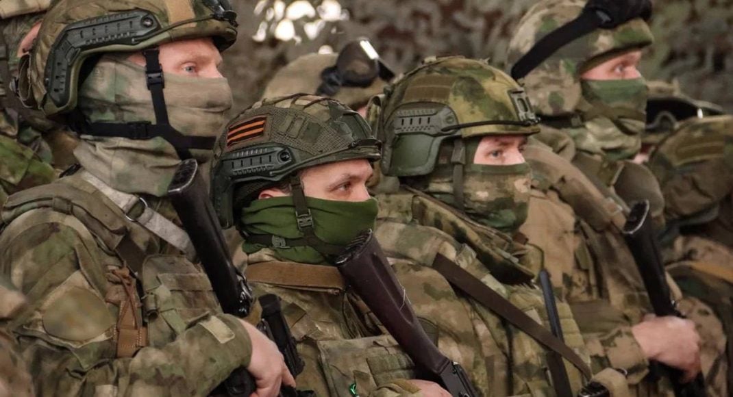 Андрющенко заявив, що росіяни остаточно перетворили Маріуполь на військову базу