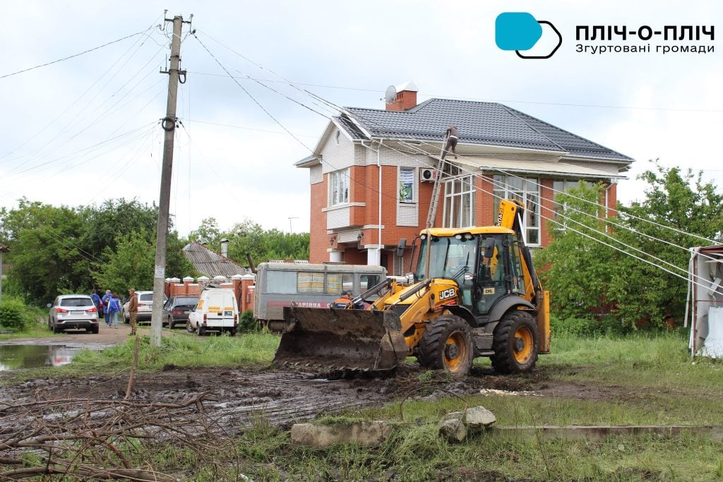 Мікроавтобуси від Бучі вже працюють у Слов’янській громаді