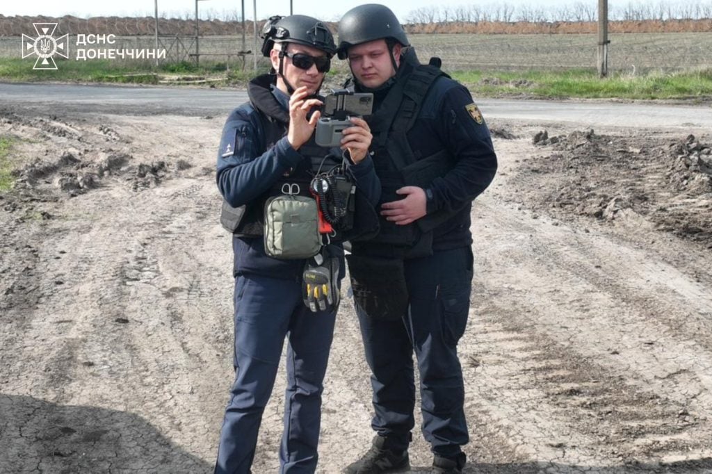 В Донецкой области чрезвычайники осуществляют воздушное патрулирование открытой местности