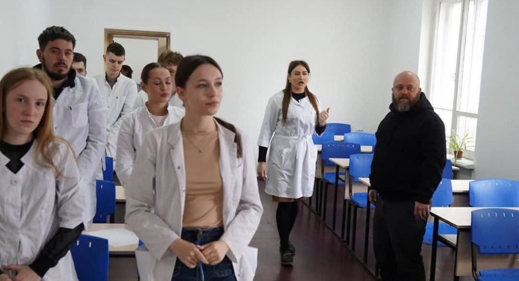 Руководитель Луганщины посетил релоцированный в Ровно Луганский государственный медицинский университет (Фото)