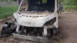 Росіяни FPV-дронами знищили автівку "екстреної" медичної допомоги у Костянтинівці (фото)