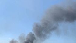 Славянск попал под вражеский обстрел: задело СТО и машины