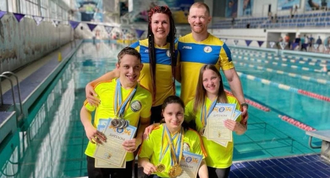 Спортсмены из Луганщины завоевали 13 медалей на чемпионате Украины по параплаванию