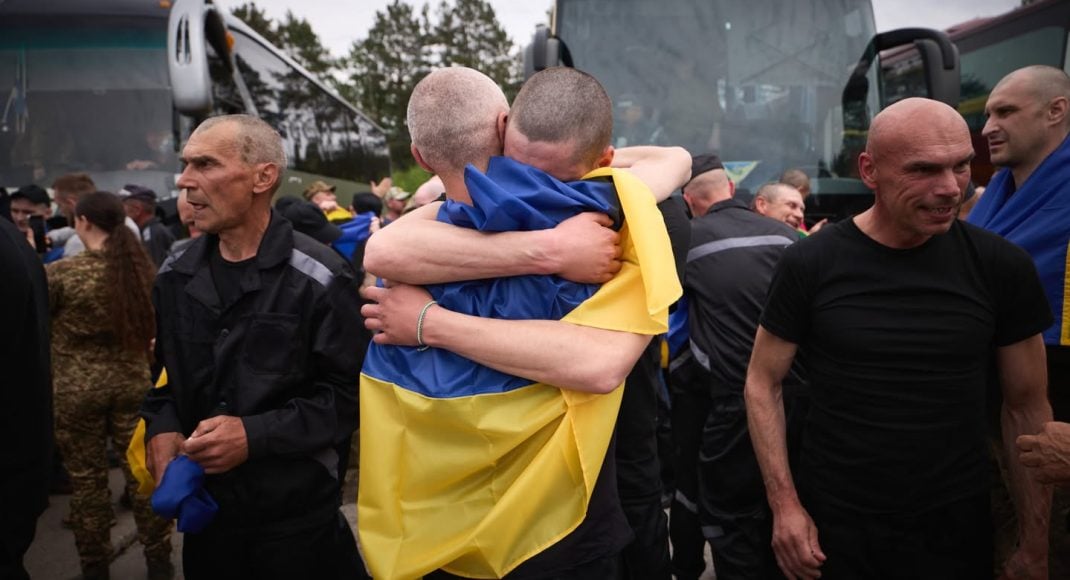 Третю частина обміну тисячу на тисячу завершено: 303 українських захисники повернулися додому