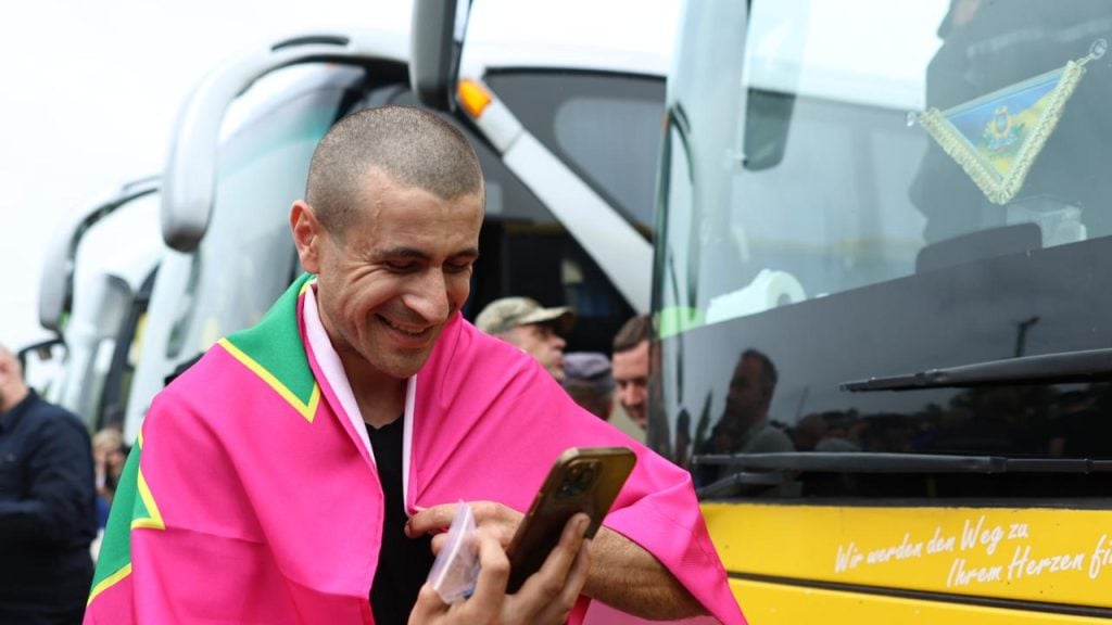 Третю частина обміну тисячу на тисячу завершено