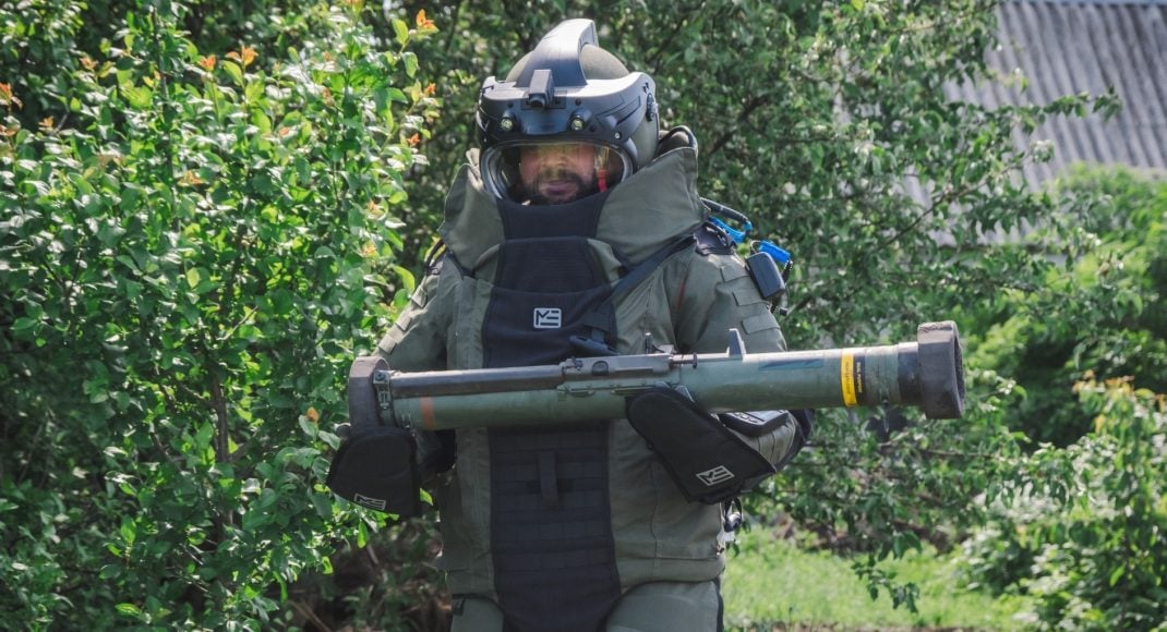 У Краматорському та Покровському районах сапери ДСНС обстежили понад 7 га території