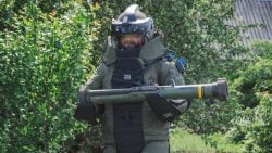 В Краматорском и Покровском районах саперы ГСЧС обследовали более 7 га территории