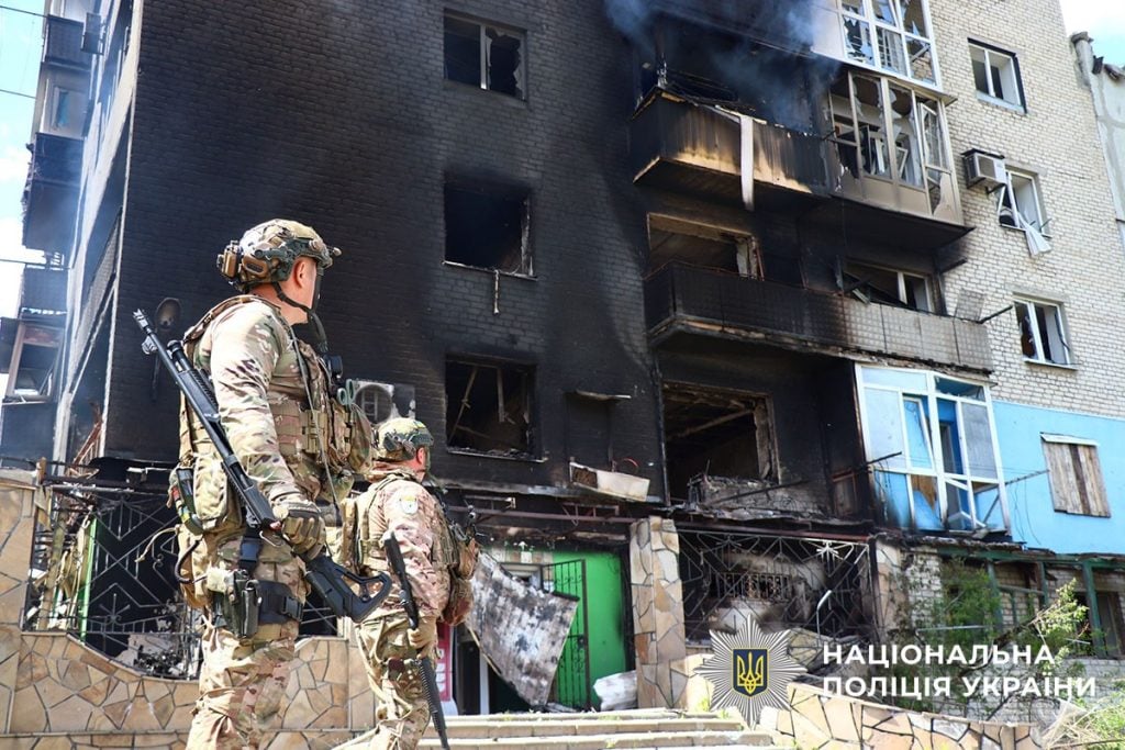 У Покровську під постійними обстрілами, без електрики