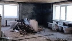 В окупованому Маріуполі жителі скаржаться на зруйновані росіянами будинки без обіцяних відновлень (відео)