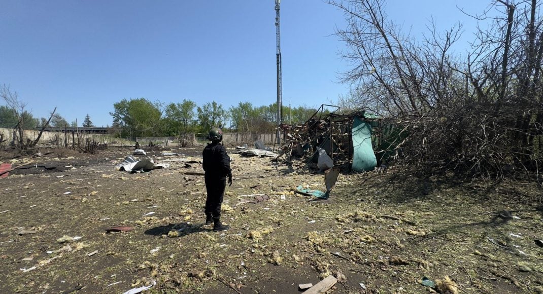 Росіяни скинули авіабомбу на об'єкт критичної інфраструктури Костянтинівської громади: що відомо (фото)