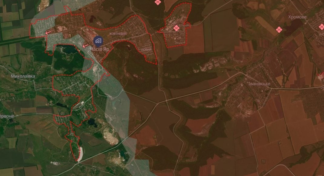 Оккупанты пытаются продвинуться вперед в районе Часового Яра, продолжается бой