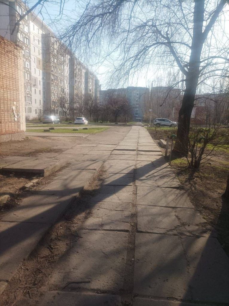 вулиці окупованого Луганська