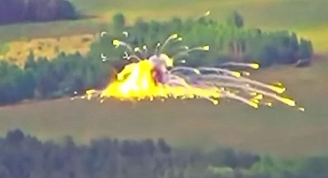 Дронарі ССО знищили новітній ЗРК "БУК-М3" і РСЗВ "Ураган-1" російських окупантів (відео)