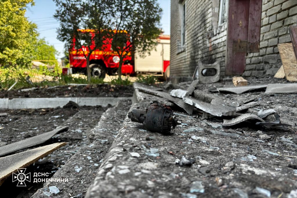 Окупанти вдруге за тиждень атакували пожежно-рятувальну частину в Родинському