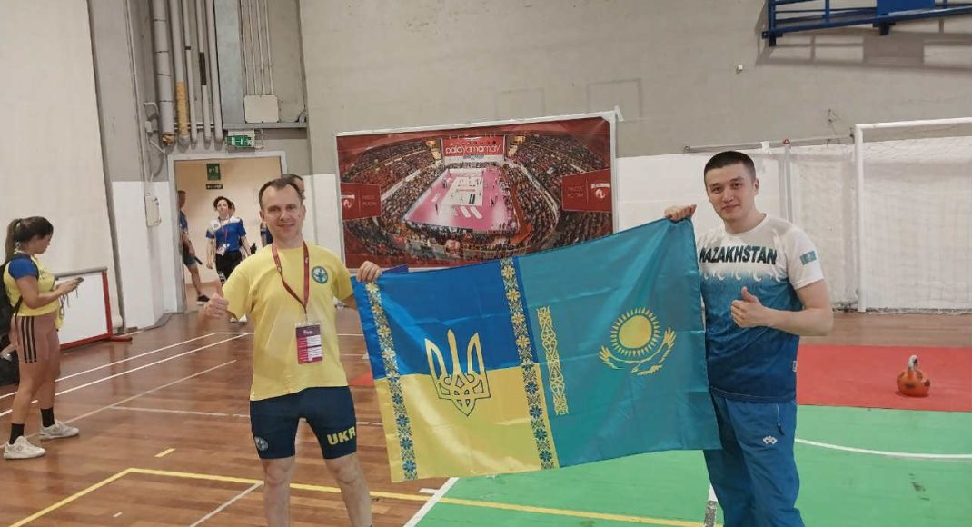 Три золота для України: переселенець із Волновахи став чемпіоном світу з гирьового спорту в Італії
