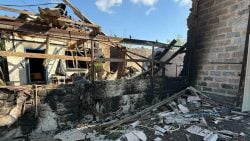 Внаслідок масованих обстрілів Донеччини троє людей загинули і 11 зазнали поранень