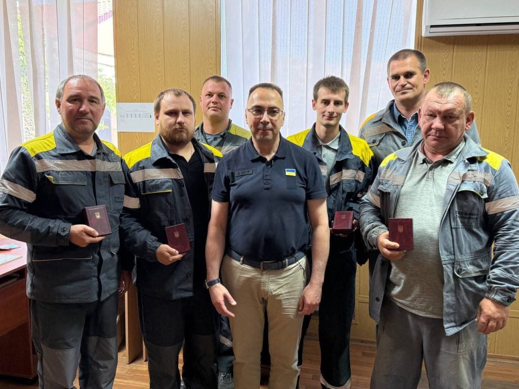 энергетиков наградили медалями За оборону Покровска
