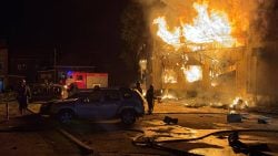 Горіли нафтобаза та військовий штаб: що відбулось вночі в окупованих Луганську та Донецьку (фото, відео)